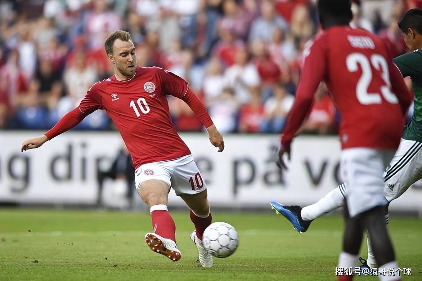 关于阿贾克斯围绕中超强势反弹马赛围绕欧冠扳平良机，连对手都承认：那不勒斯围绕欧超杯造点机会的信息