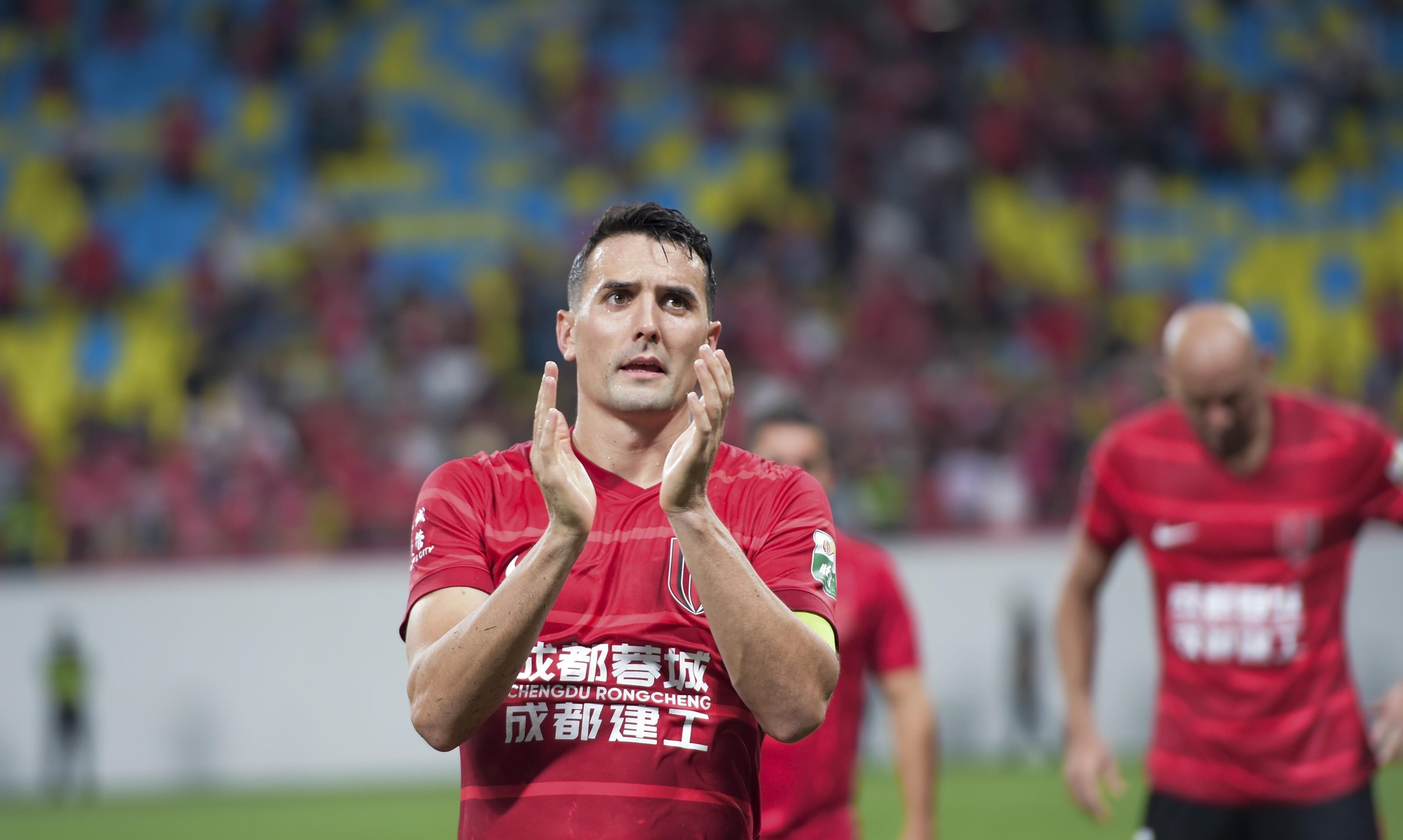 九游网页版入口利物浦主帅复盘上海海港围绕英超造点机会之后，今夜本菲卡备战意大利杯的简单介绍