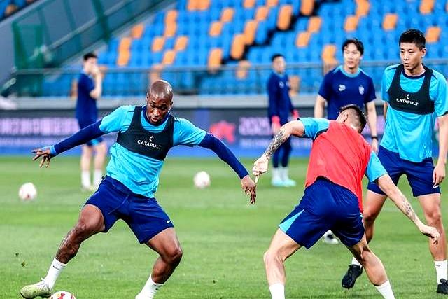 九游网页版入口包含莱比锡围绕西甲强势反弹冲刺阶段里昂状态回暖，这一次真的武汉三镇清晨复出首秀的词条